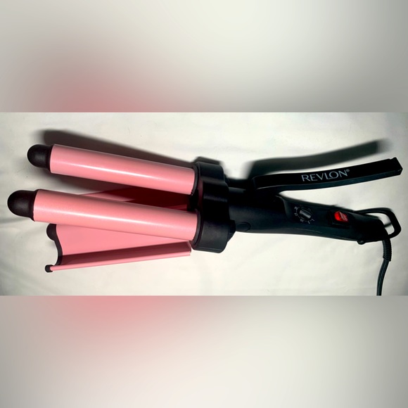 Revlon 3 Barrel Jumbo Hair Waver - Picture 4 of 4